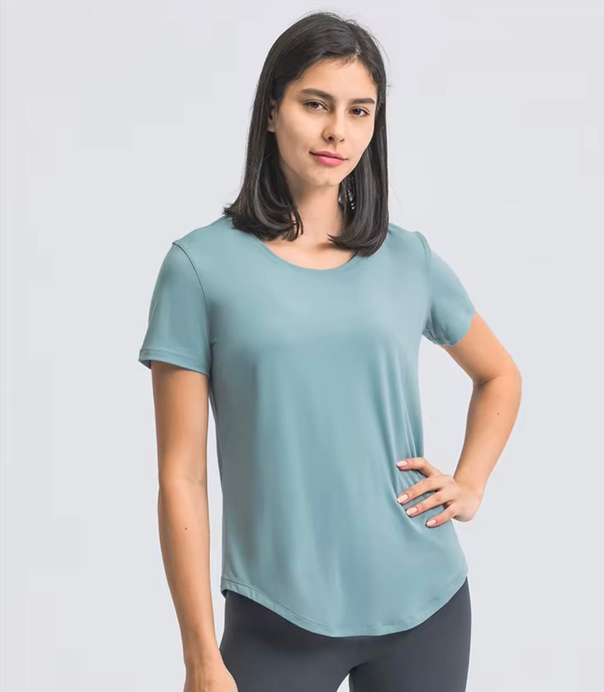 Camisetas en cuello U con mangas corta
