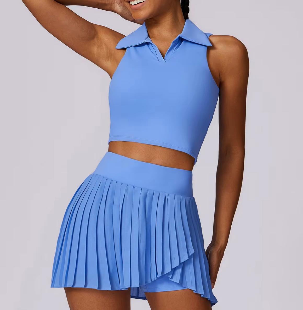 Conjunto deportivo falda plisada con top sin mangas