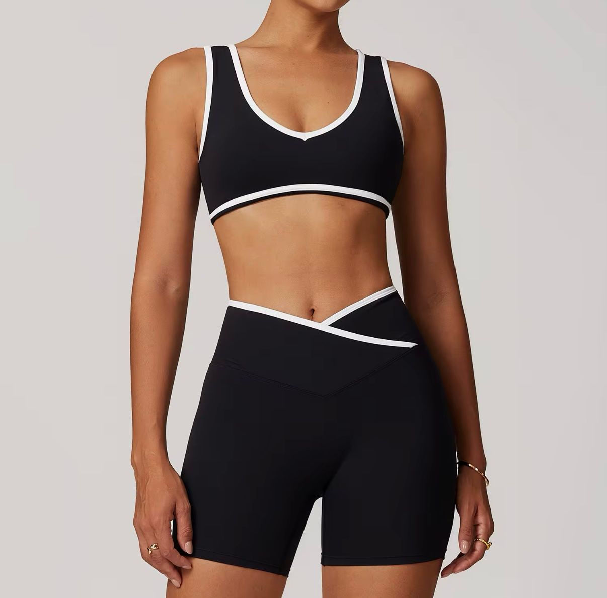 Set Fitness Mujer – Diseño Sofisticado y Confort Técnico
