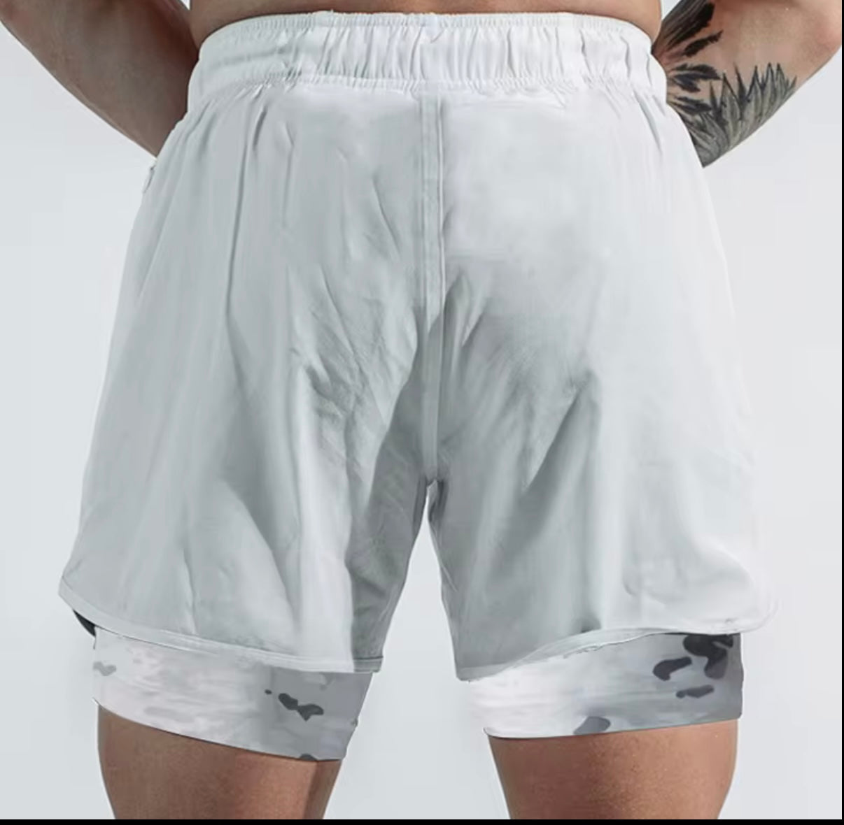 short deportivo doble con libra interior.